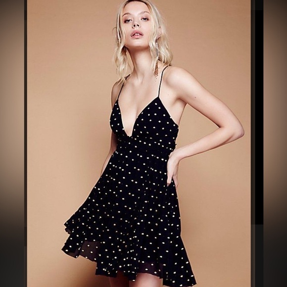 Free People Dresses & Skirts - Free People Ruffled Flare Mini Dress